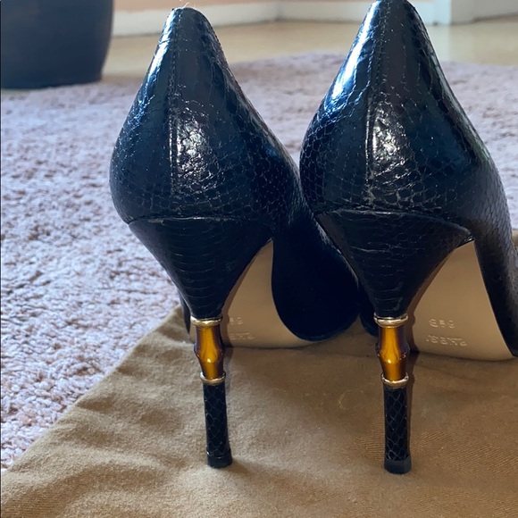 Gucci Python Pumps - Picture 2 of 7